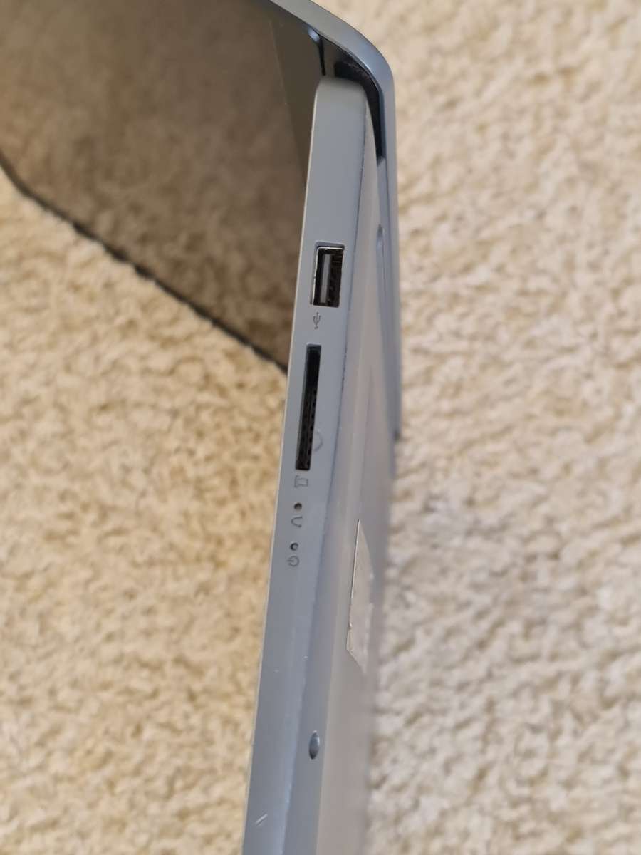 Lenovo Ideapad 3 | AMD Ryzen 7, 8GB Ram, 256GB SSD, FHD | Bargain Buy