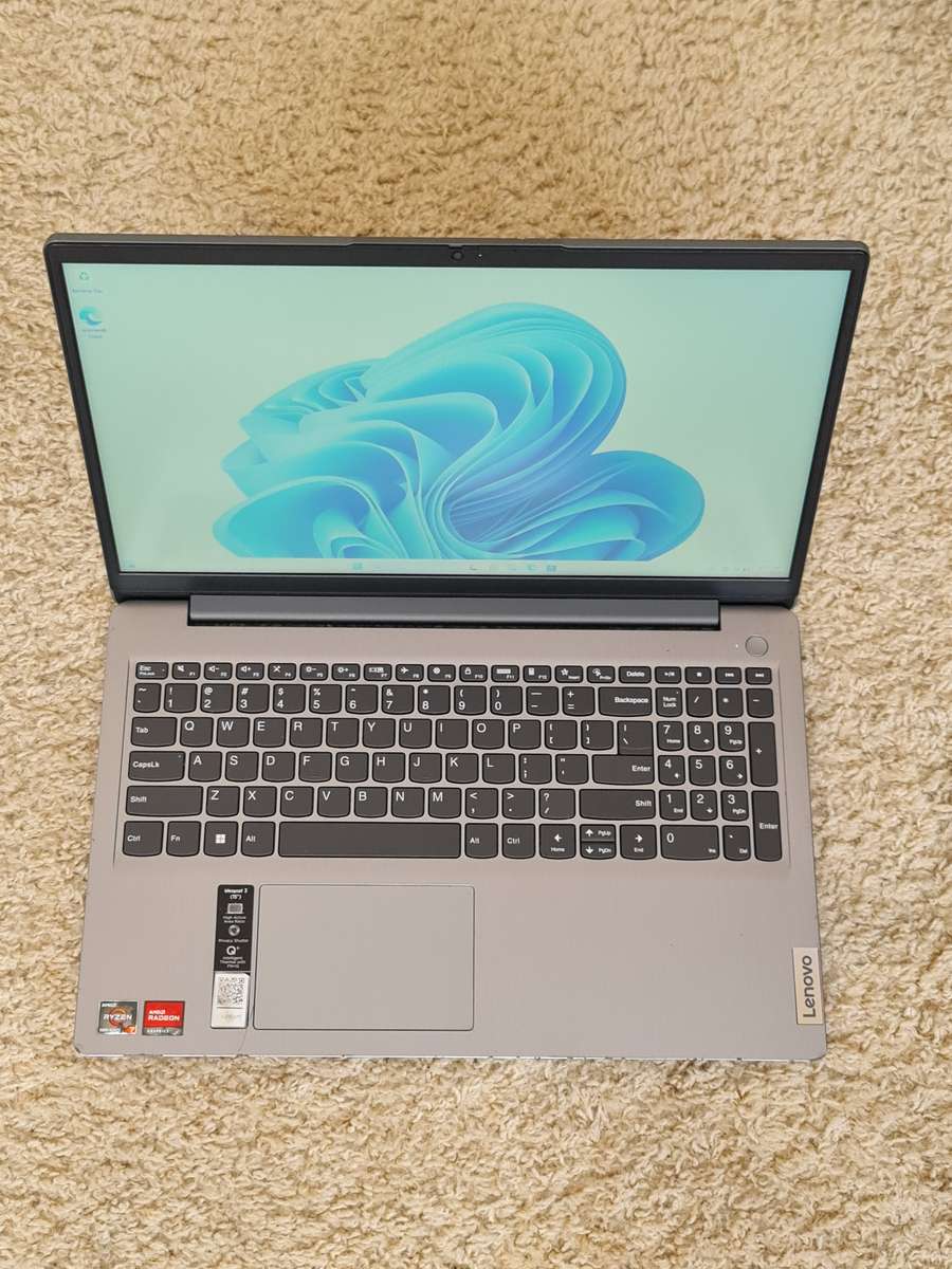 Lenovo Ideapad 3 | AMD Ryzen 7, 8GB Ram, 256GB SSD, FHD | Bargain Buy