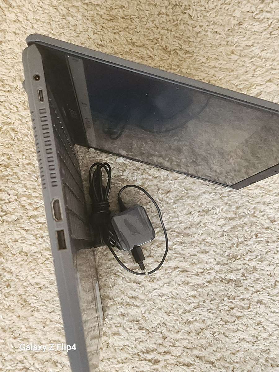 Asus X515M Intel Celeron N4020 256NVMe 8gig Ram Windows 11 24h2