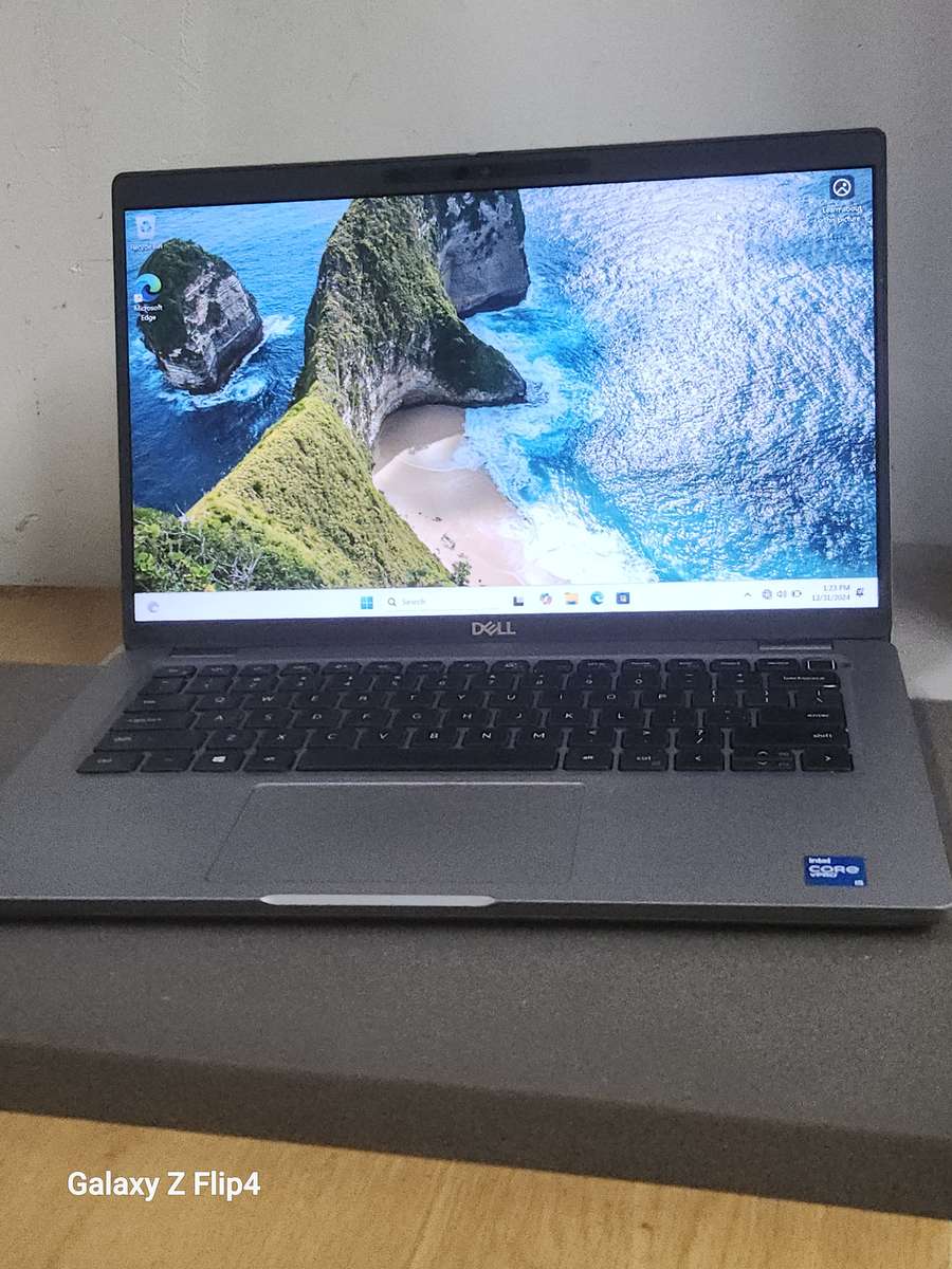 Dell latitude 5420 core i5 11th gen 256nvme 16gig ram Windows 11 24h2