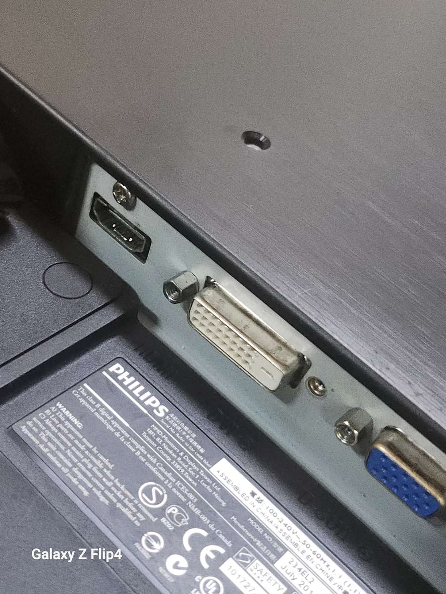 DELL OPTILEX 7060 CORE I7 8TH GEN 512NVME 16GIG RAM WINDOWS 11 24H2