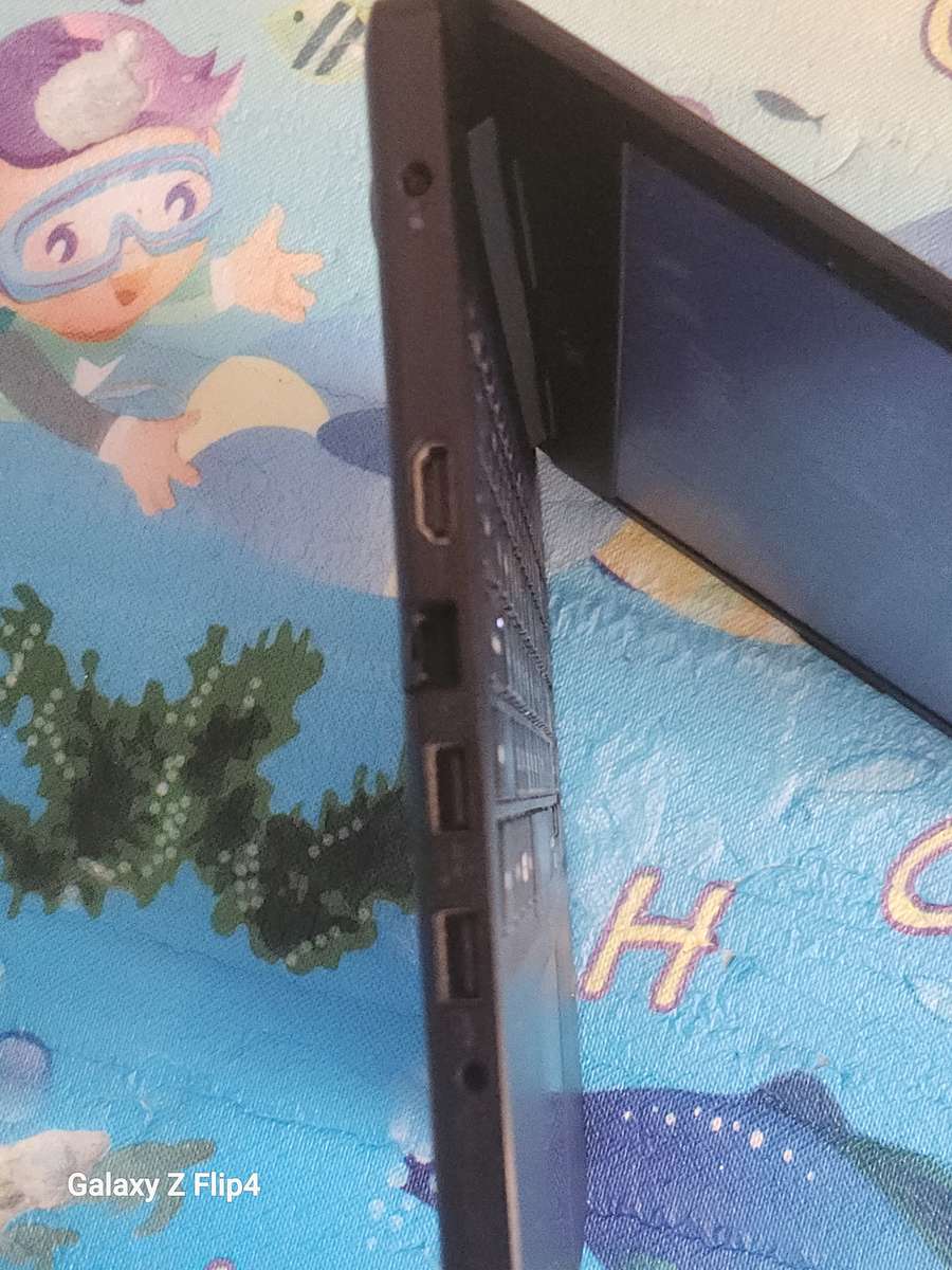 Dell Vostro 3583 LAPTOP | Intel Core i5 8265U 8th Gen 1.8GHz | 4GB RAM | 250 SSD| 15.6` LAPTOP