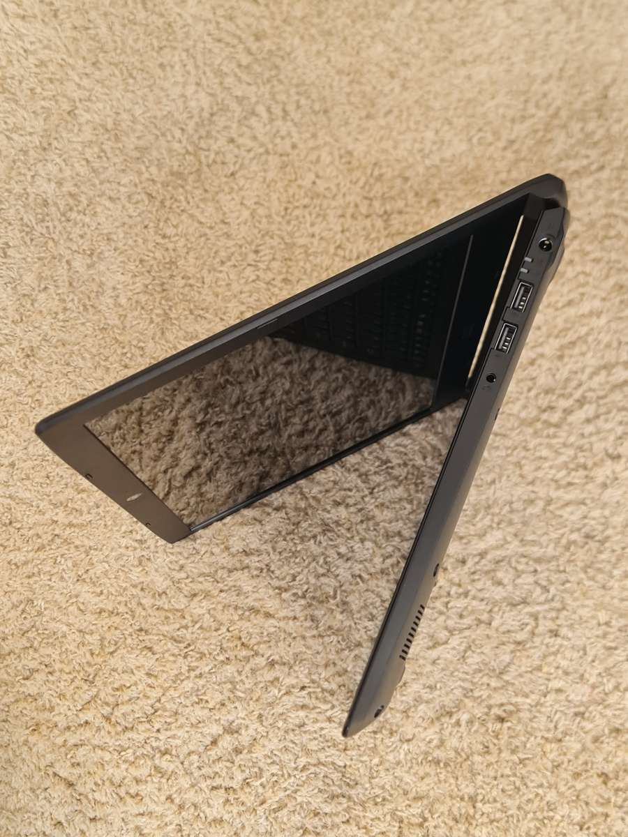 ACER ASPIRE3 INTEL CELERON 1TB HDD 4GIG RAM WINDOWS 11