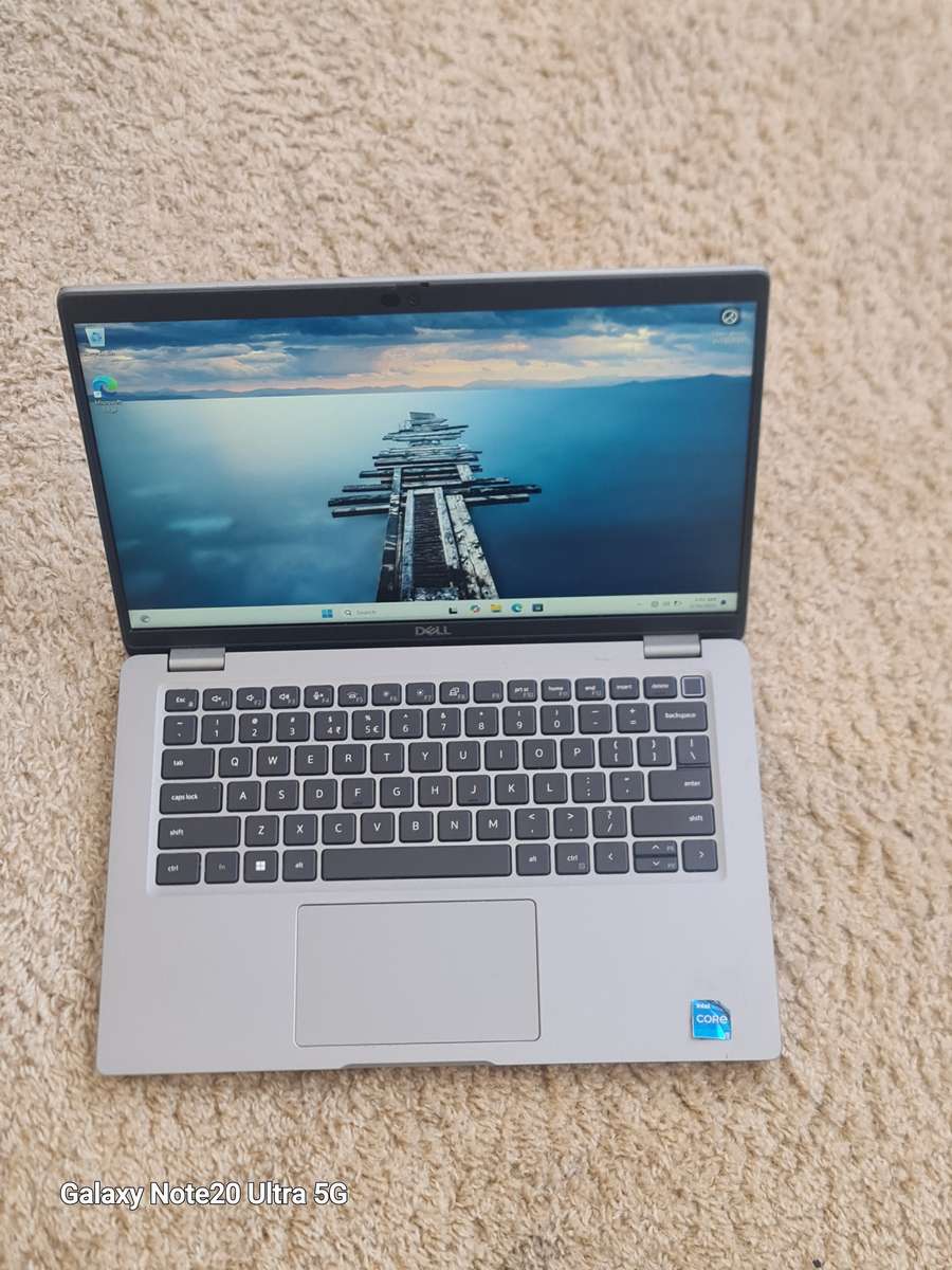 Dell Latitude 5430 | 12th Gen Core i5, 8GB Ram, 256GB SSD, FHD