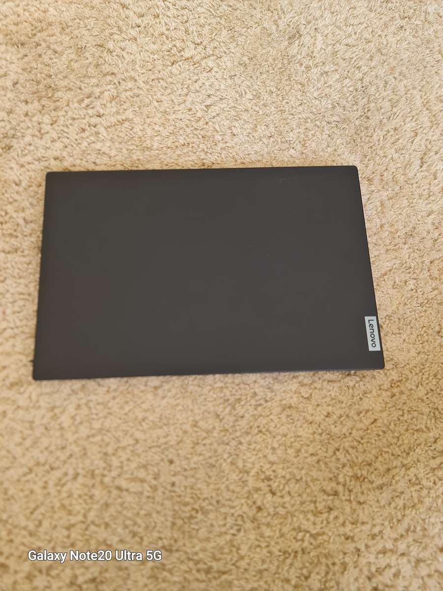 LENOVO V15 G4 AMD RYZEN 5 RADEON GRAPHICS 512GIG NVME 8GIG RAM WINDOWS 11 24H2
