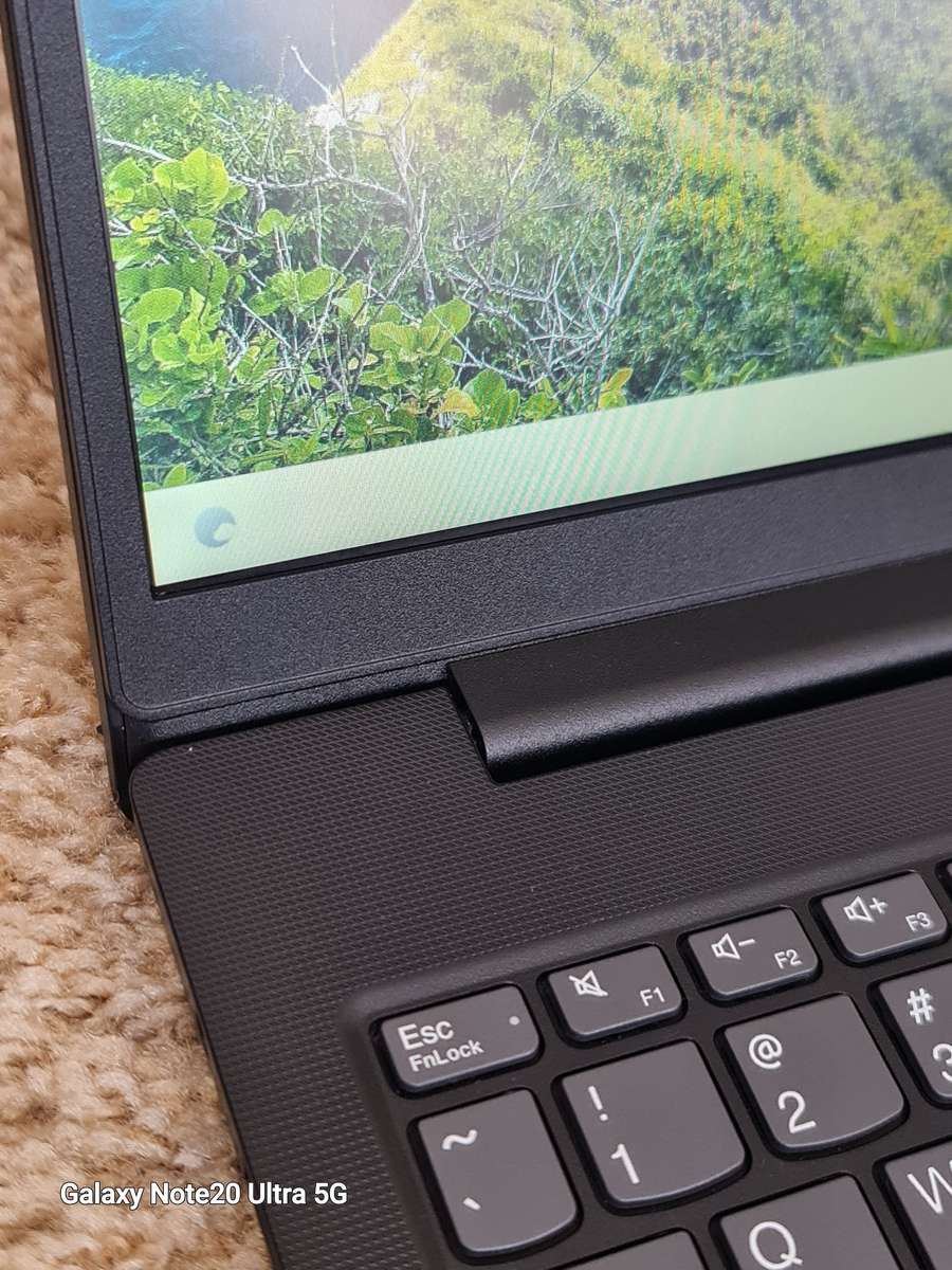 Lenovo V15 G4 | AMD Ryzen 5, 8Gb Ram, 512GB SSD, AMD Radeon Graphics, Win 11