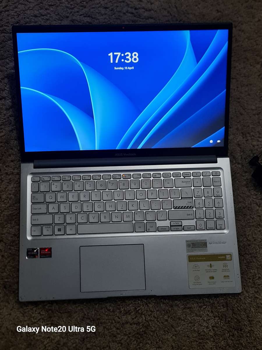 ASUS VIVOBOOK M1502 AMD RYZEN 5 RADEON GRAPHICS 512 NVME 8GIG RAM WINDOWS 11