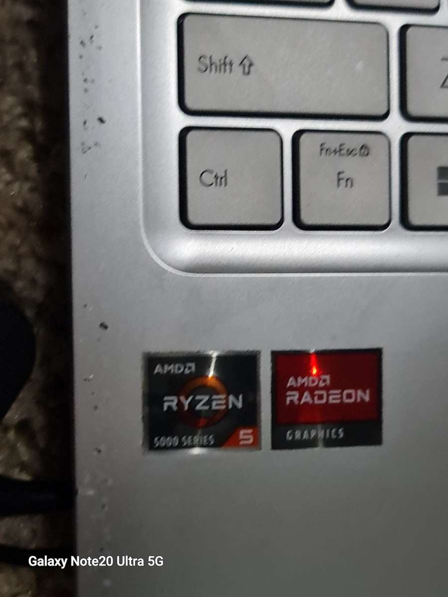 ASUS VIVOBOOK M1502 AMD RYZEN 5 RADEON GRAPHICS 512 NVME 8GIG RAM WINDOWS 11