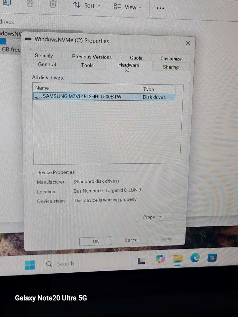 ASUS VIVOBOOK M1502 AMD RYZEN 5 RADEON GRAPHICS 512 NVME 8GIG RAM WINDOWS 11