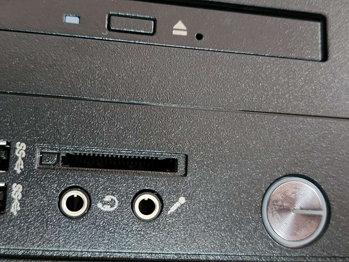 LENOVO V530S SFF CORE I5 9TH GEN 1TB HDD 4GIG RAM MICROSOFT WINDOWS 11PRO