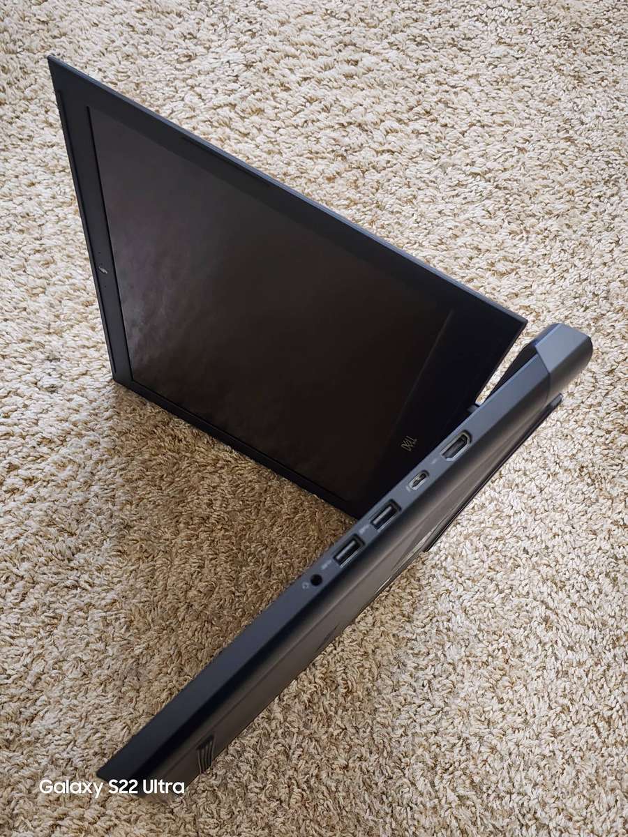 Dell 15 7000 gaming  Core i7 7th gen 960gig ssd 16gig ram NVIDIA 1050Ti graphics Windows 11pro 24h2