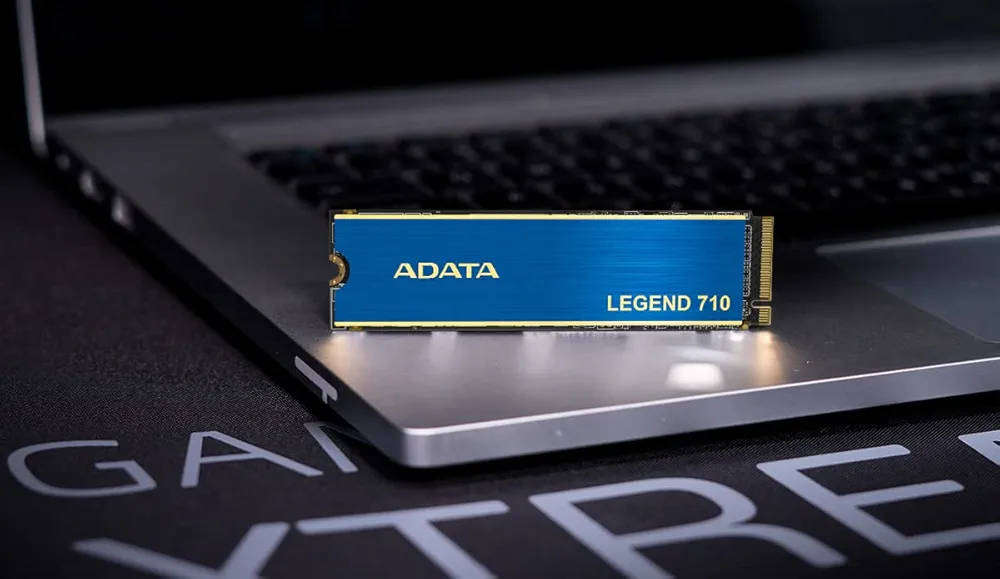 ADATA Legend 710 M.2 256GB PCI Express 3.0 NAND NVMe Internal SSD ALEG-710-256GCS