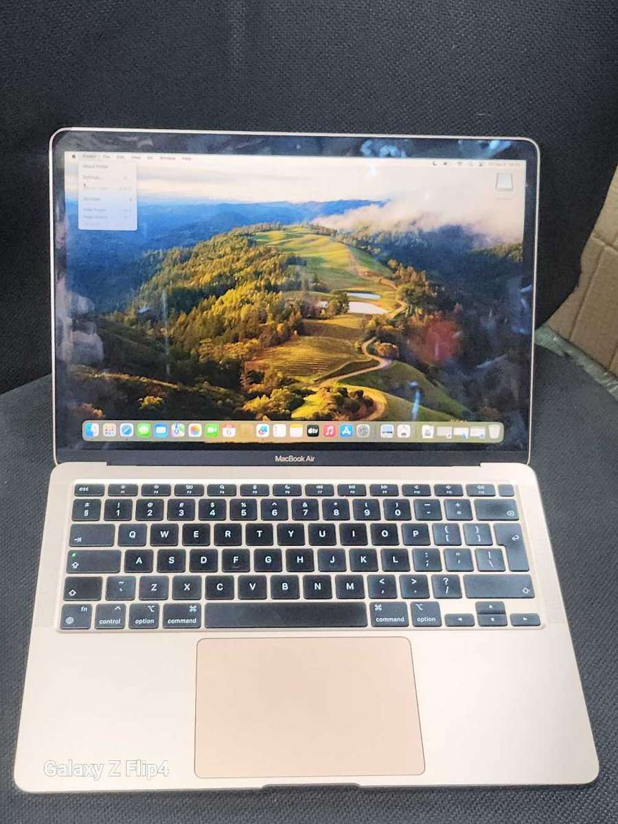MaCBOOK AIR M1