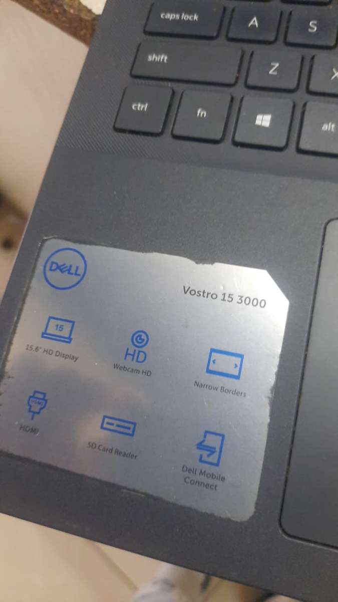 Dell Vostro 15 3000 Laptop. Intel Core i3 11Th Generation 250gig NVMe 8gig Ram