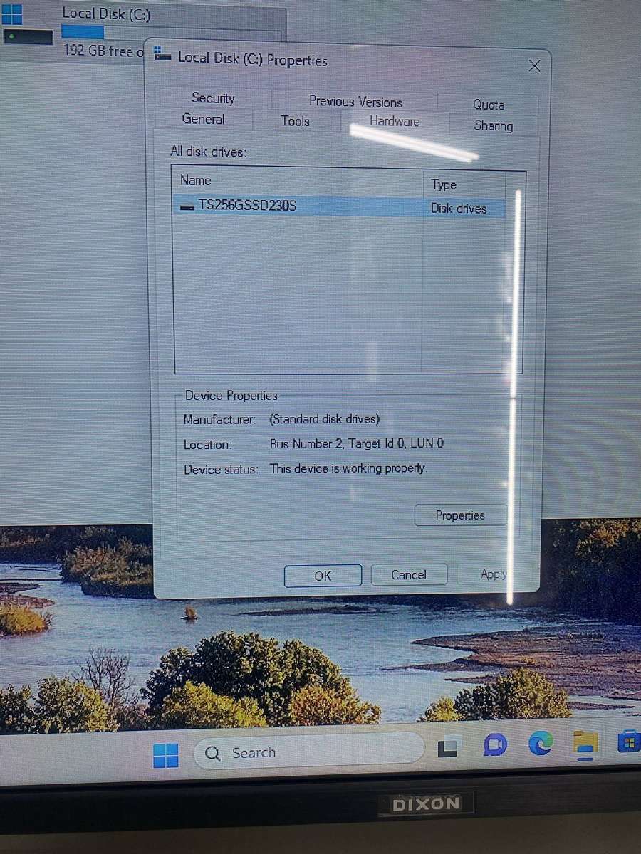 NUC Intel Core i7 8th Gen 256gig nvme 8gig Ram