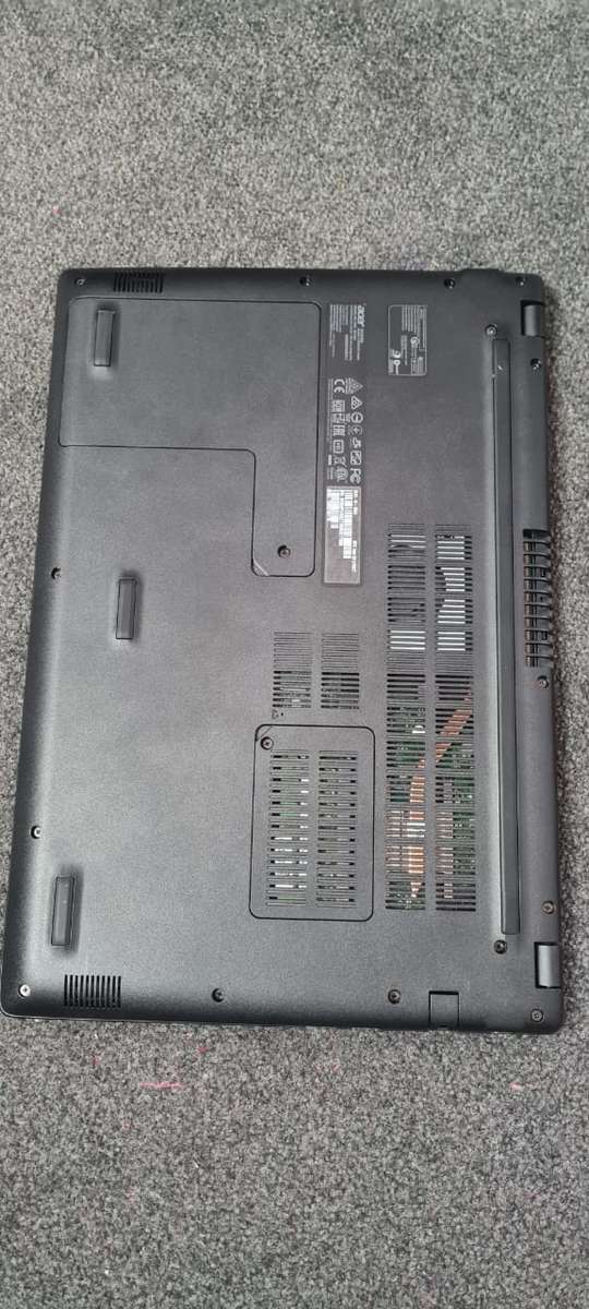 Acer 315 CORE I5 7TH GEN 1TB HDD 4GIG RAM WINDOWS 11 24H2