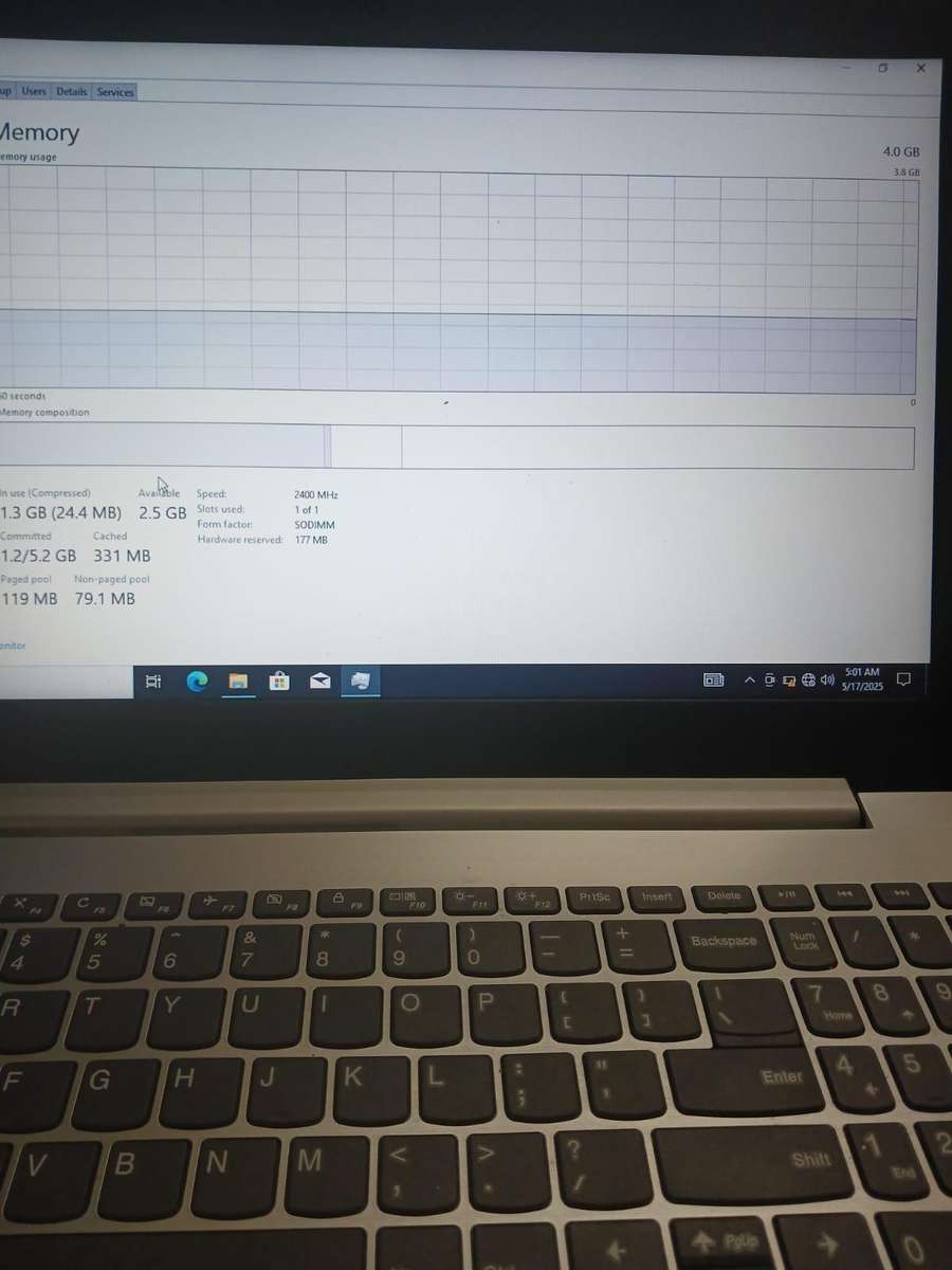 LENOVO IDEAPAD 330 INTEL CELERON N4000 500GIG HDD 4GIG RAM