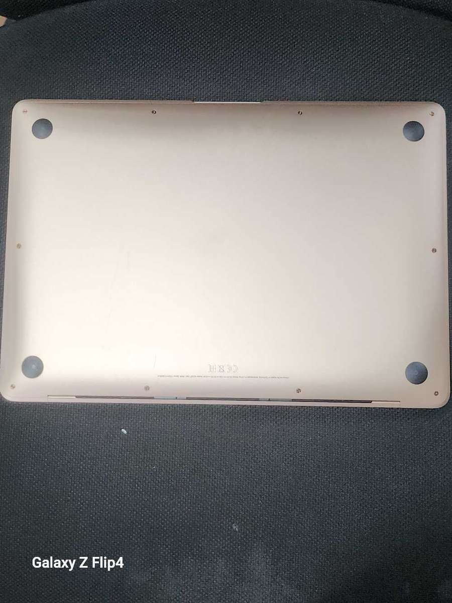 MaCBOOK AIR M1