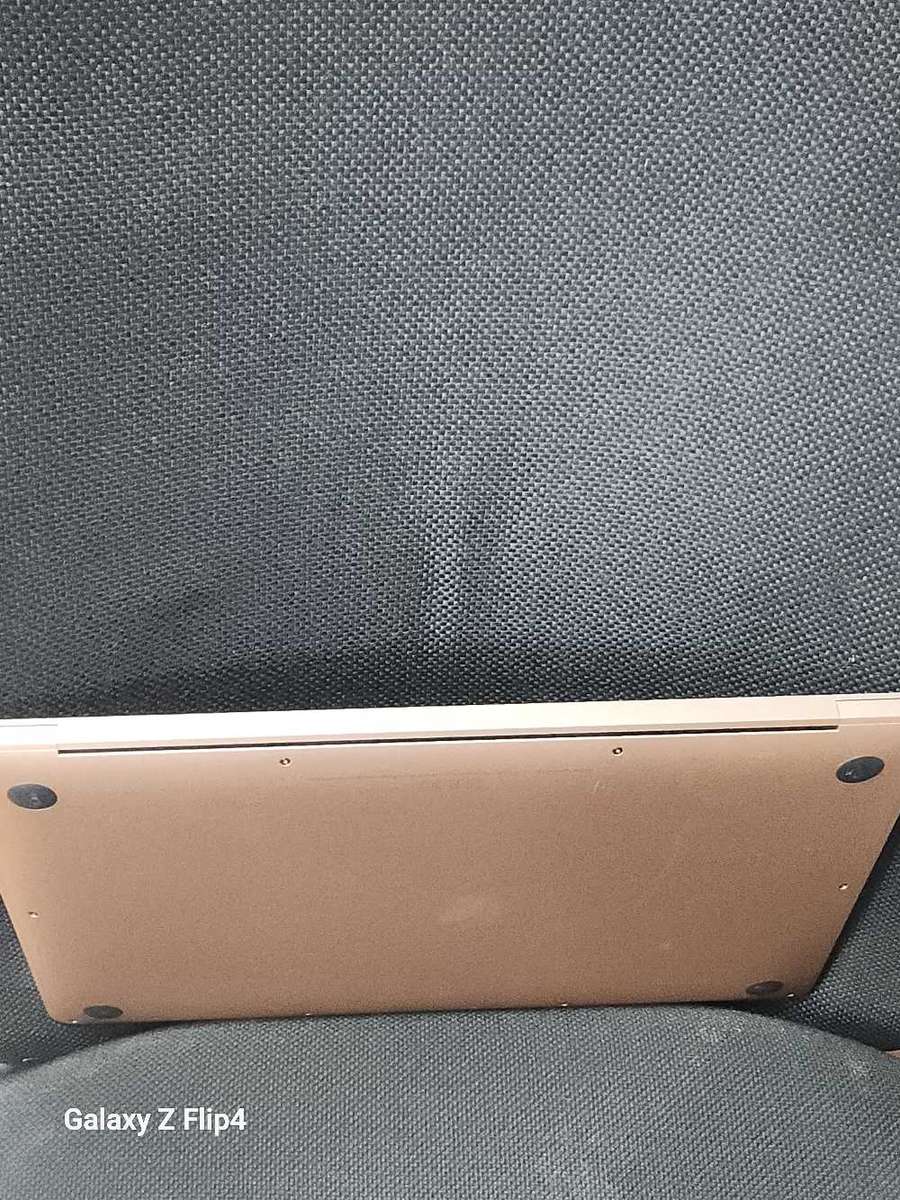 MaCBOOK AIR M1