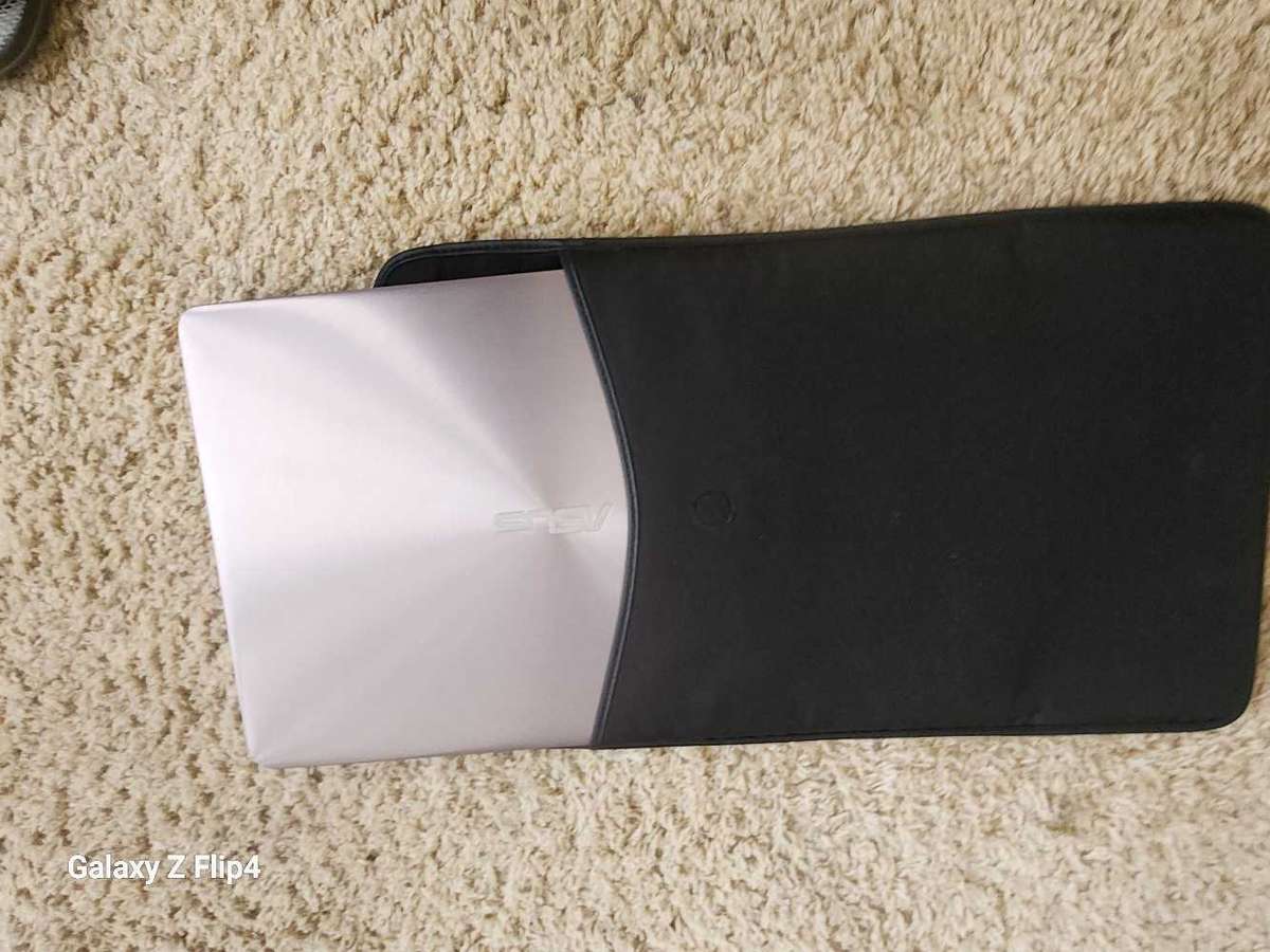 Asus Zenbook Ultrabook | 7th GEN i7, 16GB RAM, 128GB SSD + 1TB HDD | Monster Specs