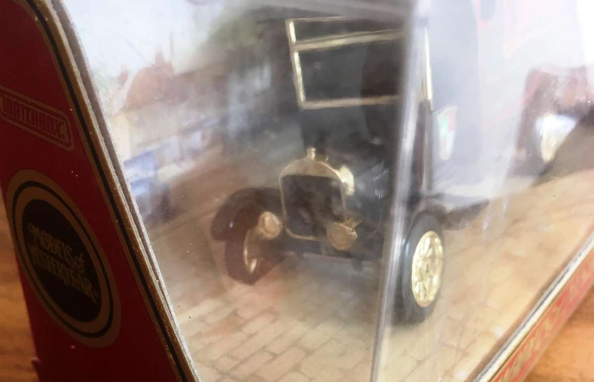 Ford Model TT (Drambuie) 1926 Matchbox Yesteryear Black 1-43 Boxed