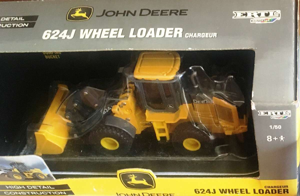 John Deere 624J Loader Ertl 1-50 Boxed