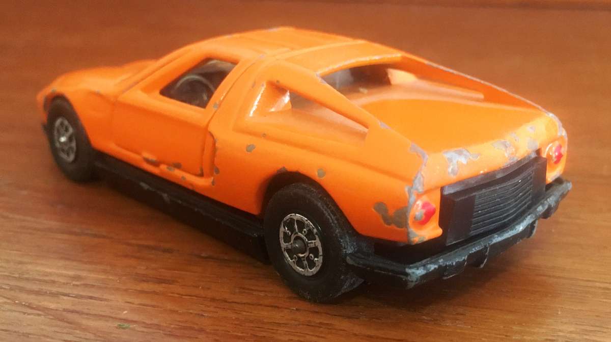 Mercedes Benz C111 Corgi Toys Played with Orange 1-43 Lose