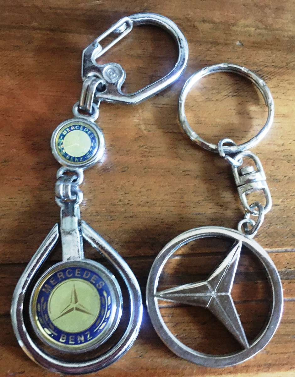 Mercedes Benz Keyrings Metal Alloy x2