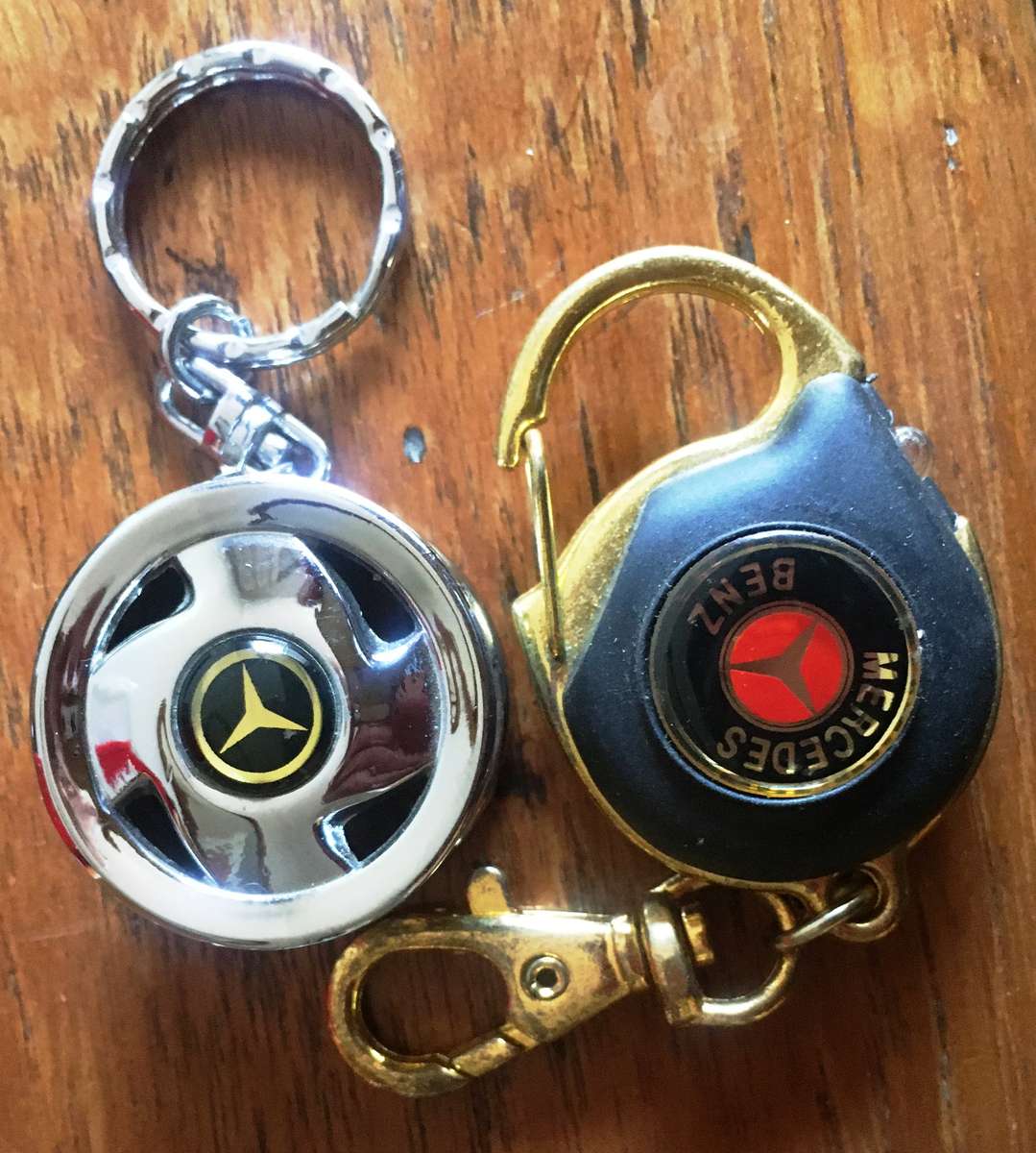 Mercedes Benz Keyrings Metal Alloy x2