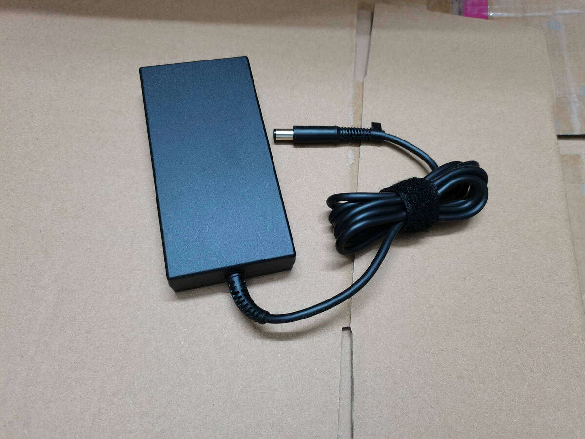 Genuine HP Charger TPN-LA18 (120W) 19.5V, 6.15A