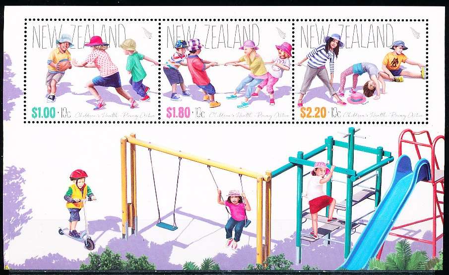 NEW ZEALAND   - 2016     Children's Health - Being Active   MINI-SHEET    -  FINE   MINT