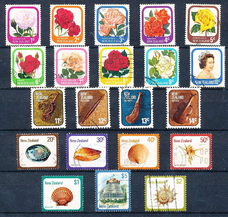 NEW ZEALAND   - 1975  DEFINITIVE    SET  -     FINE USED