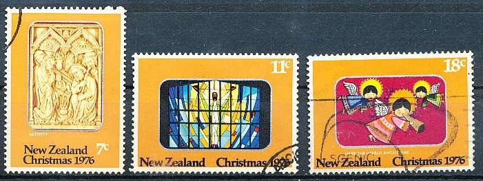 NEW ZEALAND   - 1976     Christmas   SET  -    FINE USED