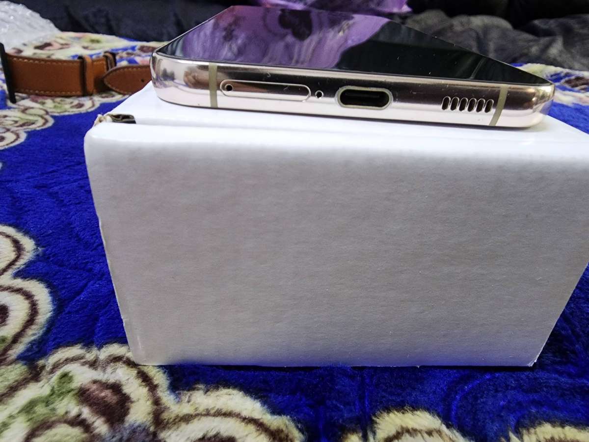 Samsung Galaxy S22+ 256GB/8GB Violet/Pink