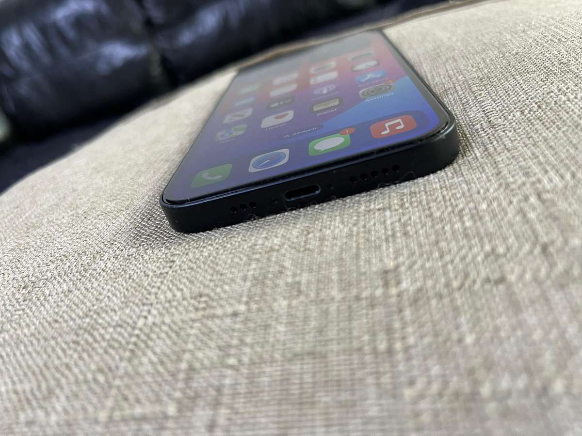 iPhone 13 Midnight Black