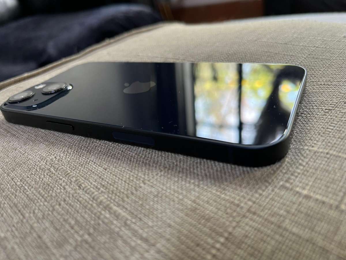 iPhone 13 Midnight Black