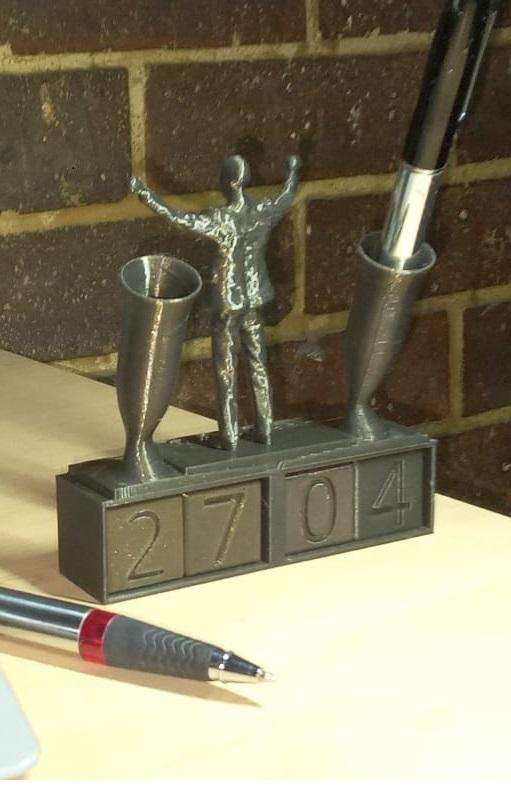 Liverpool FC   -  The Bill Shankly Desk Ornament