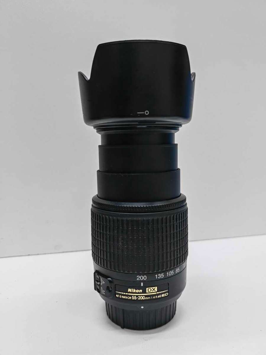 Nikon 55-200mm f4-5.6 G ED lens