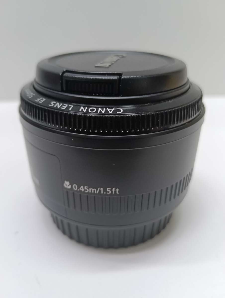 Canon EF 50mm f/1.8 II