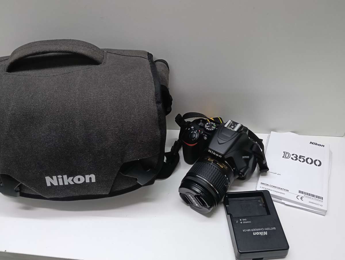 Nikon D3500, 24.2 Mpx Dslr Camera-18-55mm Dx lens