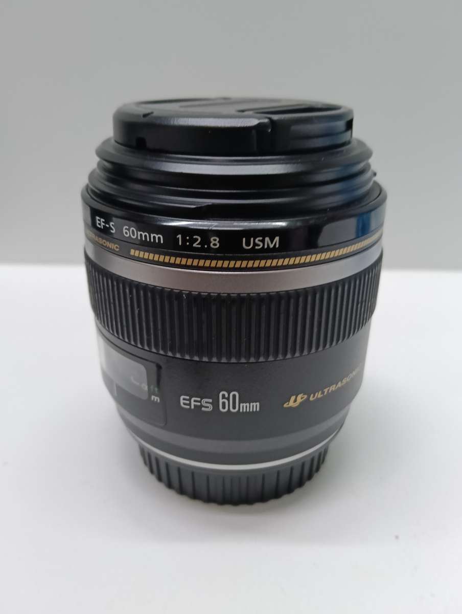 Canon 60mm F/2.8 Ultrasonic lens
