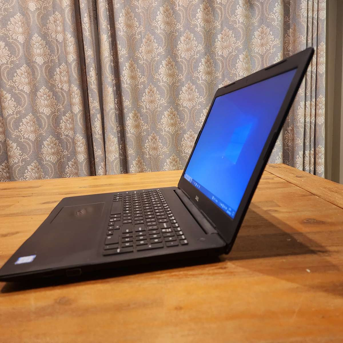 Dell Vostro 15 3581 Intel 7th Generation i3 laptop