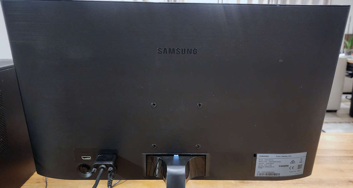 Perfect Student PC Setup  HP Slimline + Samsung 22 Monitor