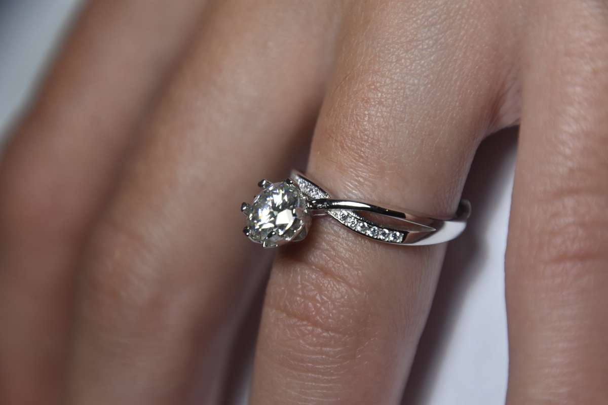 Unique Sterling Silver Moissanite Ring with Certificate of Authenticity