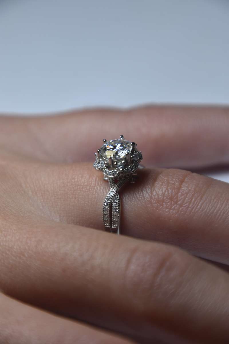 Unique Flower Shape Sterling Silver Ring with Certificate of Authenticity