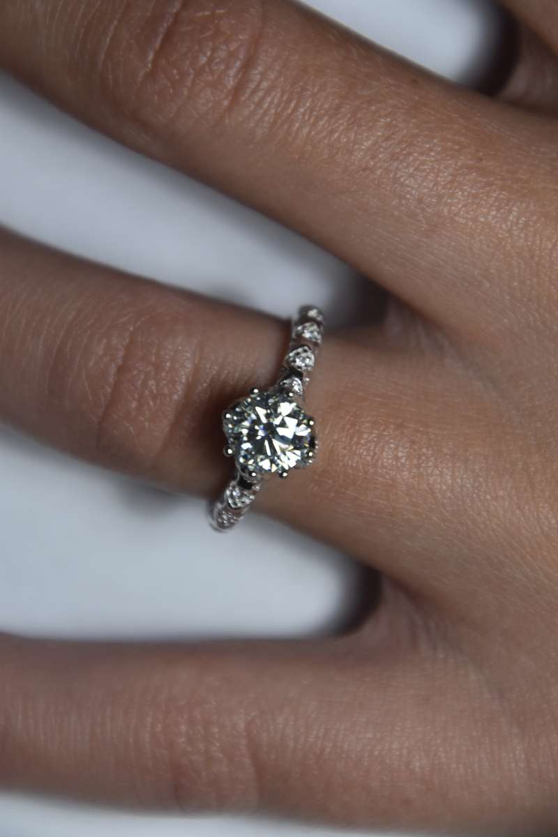 Sterling Silver Ring with 1ct Moissanite, comes with a Certificate of Authenticity