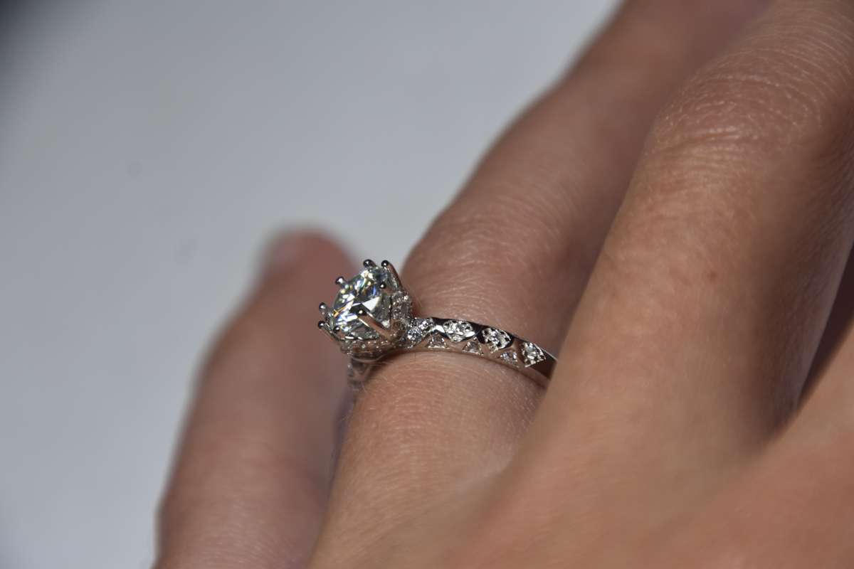 Sterling Silver Ring with 1ct Moissanite, comes with a Certificate of Authenticity