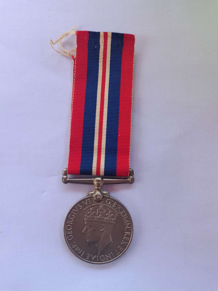 ORIGINAL: WW2  1939-1945 War Medal w/ Full-Length Ribbon #3