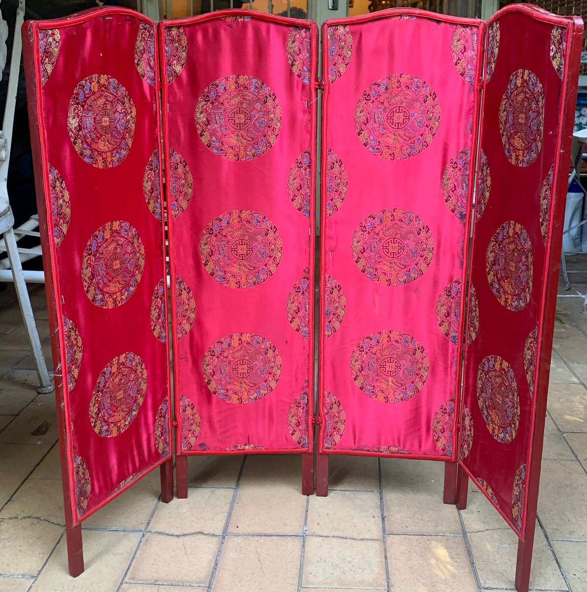Chinese Oriental Silk 4 panel divider