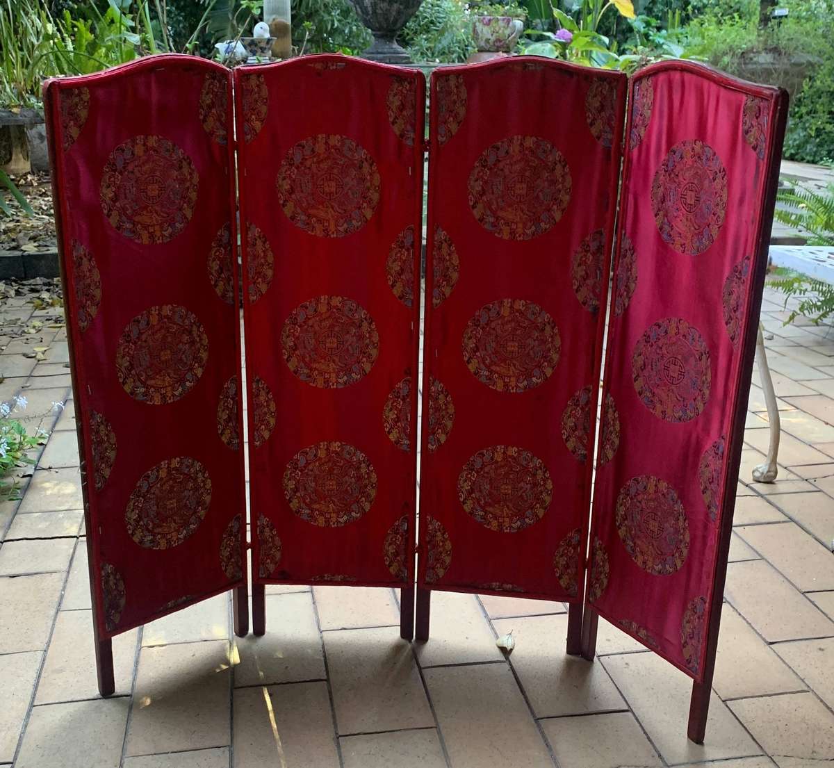 Chinese Oriental Silk 4 panel divider
